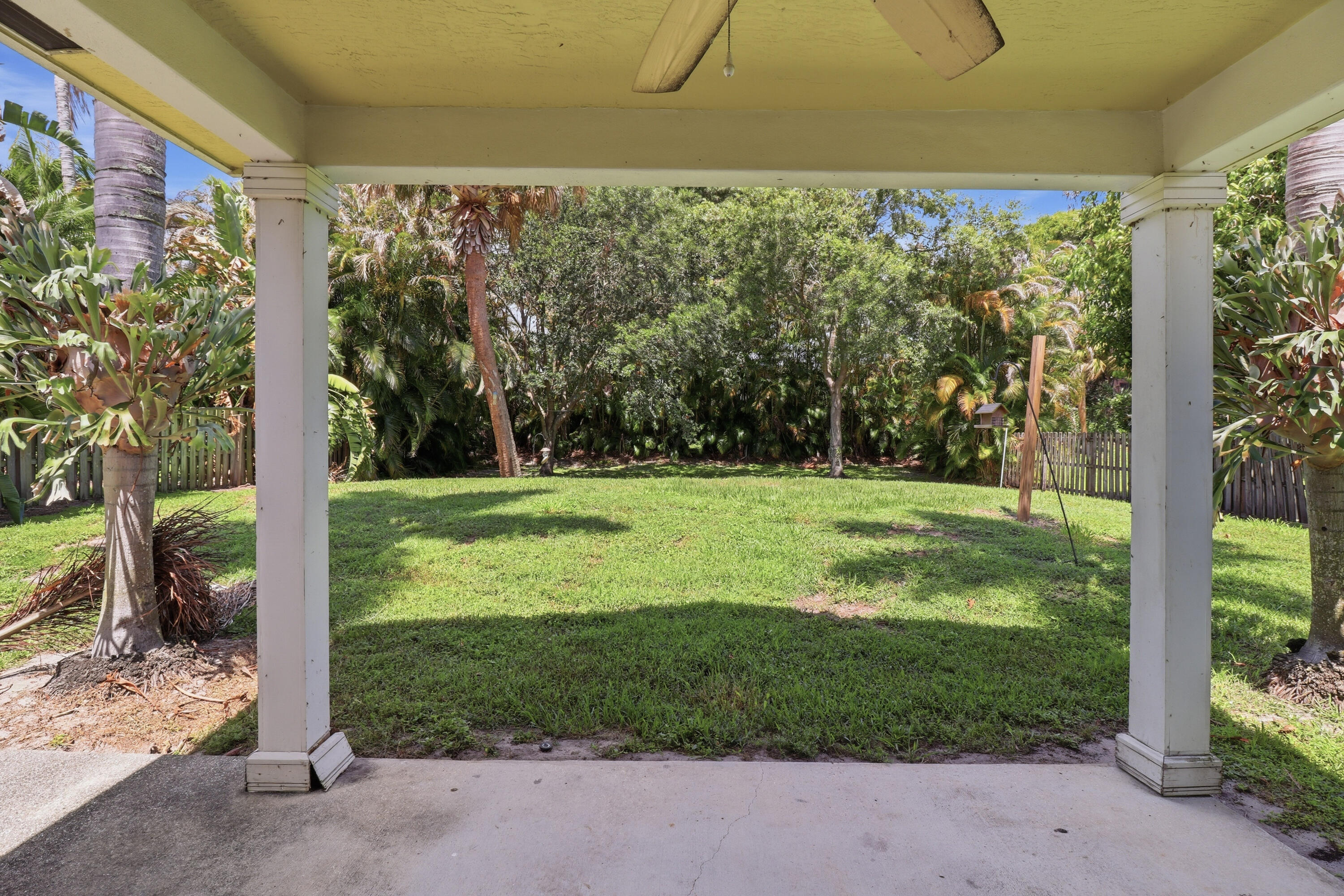 5802 Southeast Wesley Avenue Stuart, FL 34997 - Photo 8 of 31 24-IMG_0495