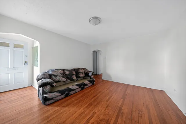 $144,900 | 10026 South Carpenter Street, Chicago, IL 60643