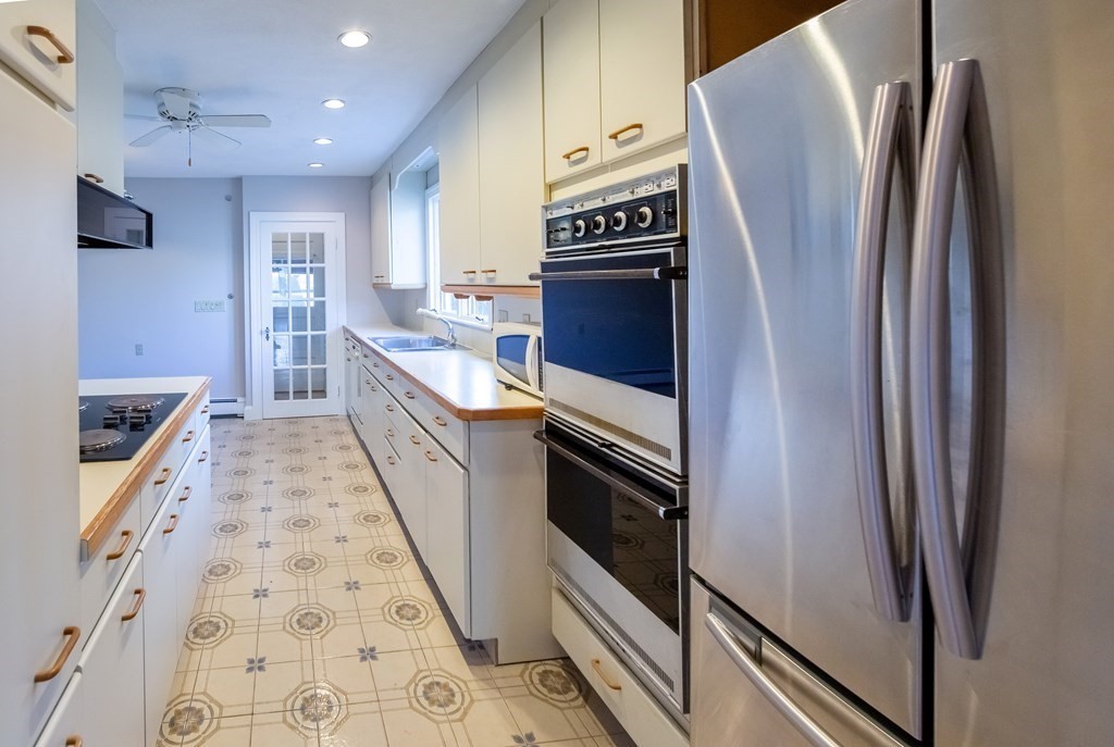 18 Brookdale Road Arlington, MA 02474 - Photo 16 of 42 Gallery Image 16
