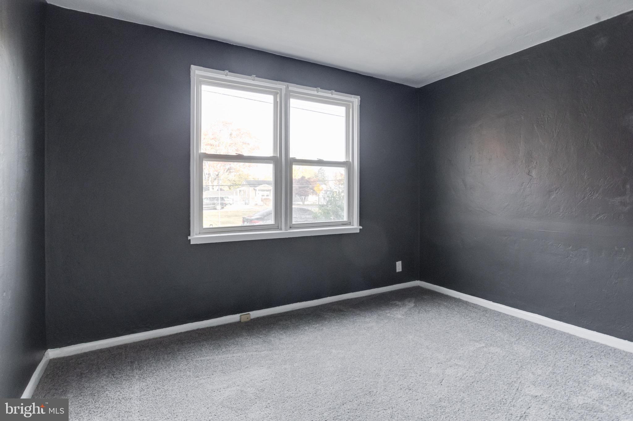 2 Chesapeake Court Aberdeen, MD 21001 - Photo 19 of 35 an empty room with a window