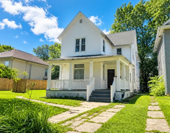 $189,900 | 109 5th Avenue, Sterling, IL 61081