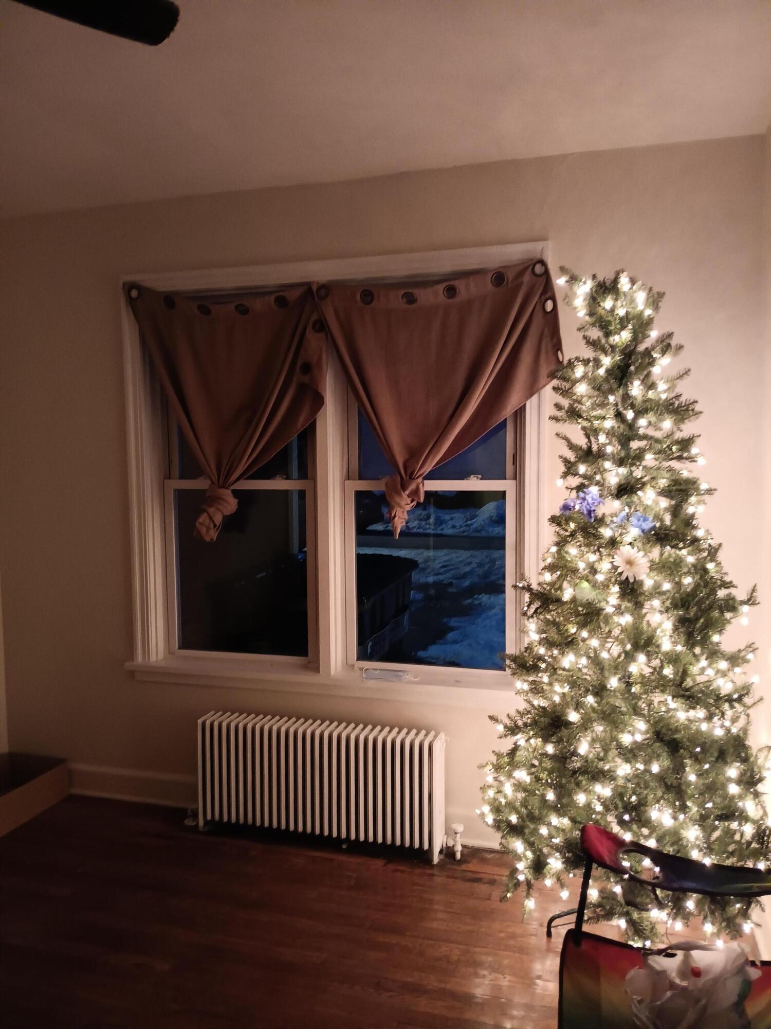 939 College Avenue Racine, WI 53403 - Photo 11 of 14 Unit 2 Living room