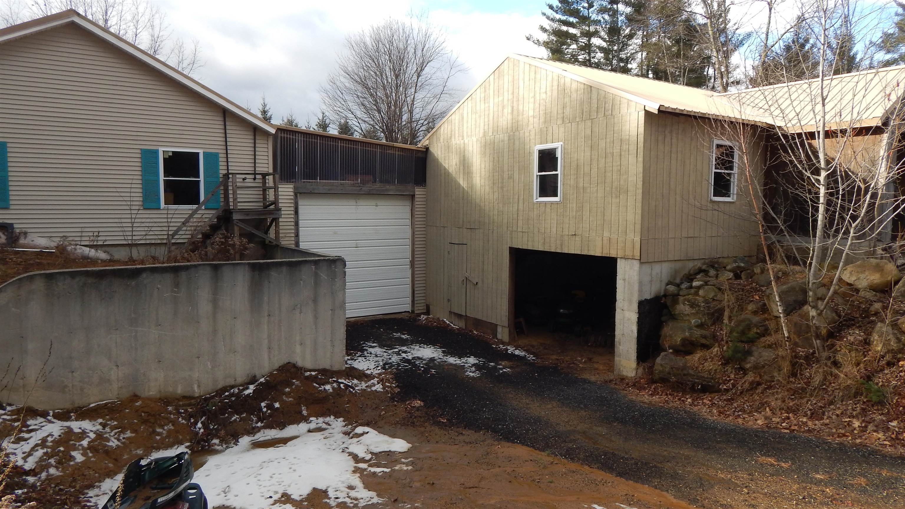 155 Staniels Road Loudon, NH 03307 - Photo 3 of 27
