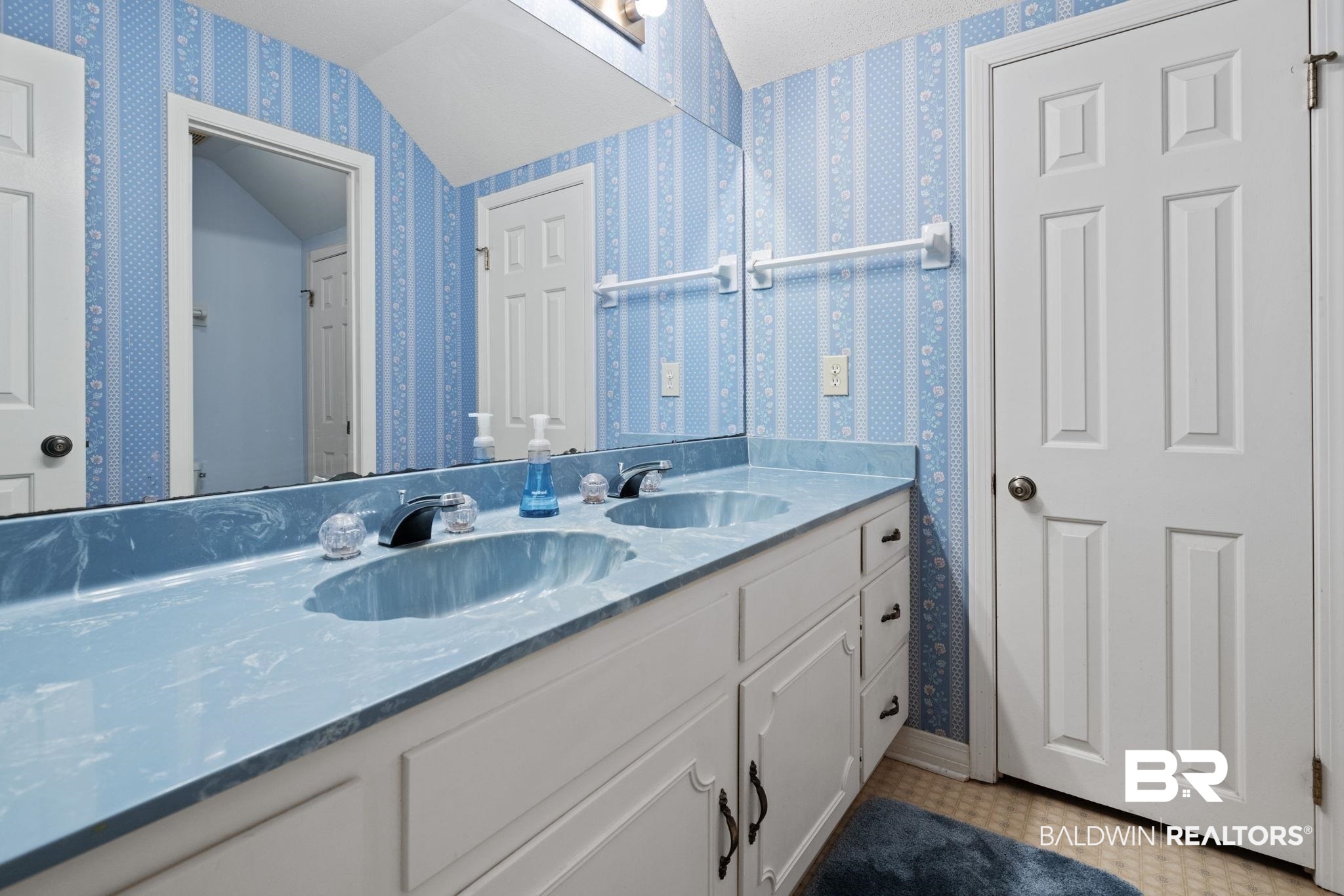 2875 Brookside Drive Mobile, AL 36693 - Photo 17 of 25