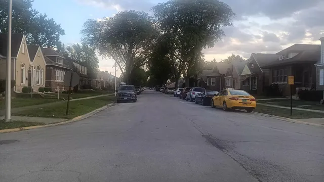 $115,000 | 14301 South Lowe Avenue, Riverdale, IL 60827