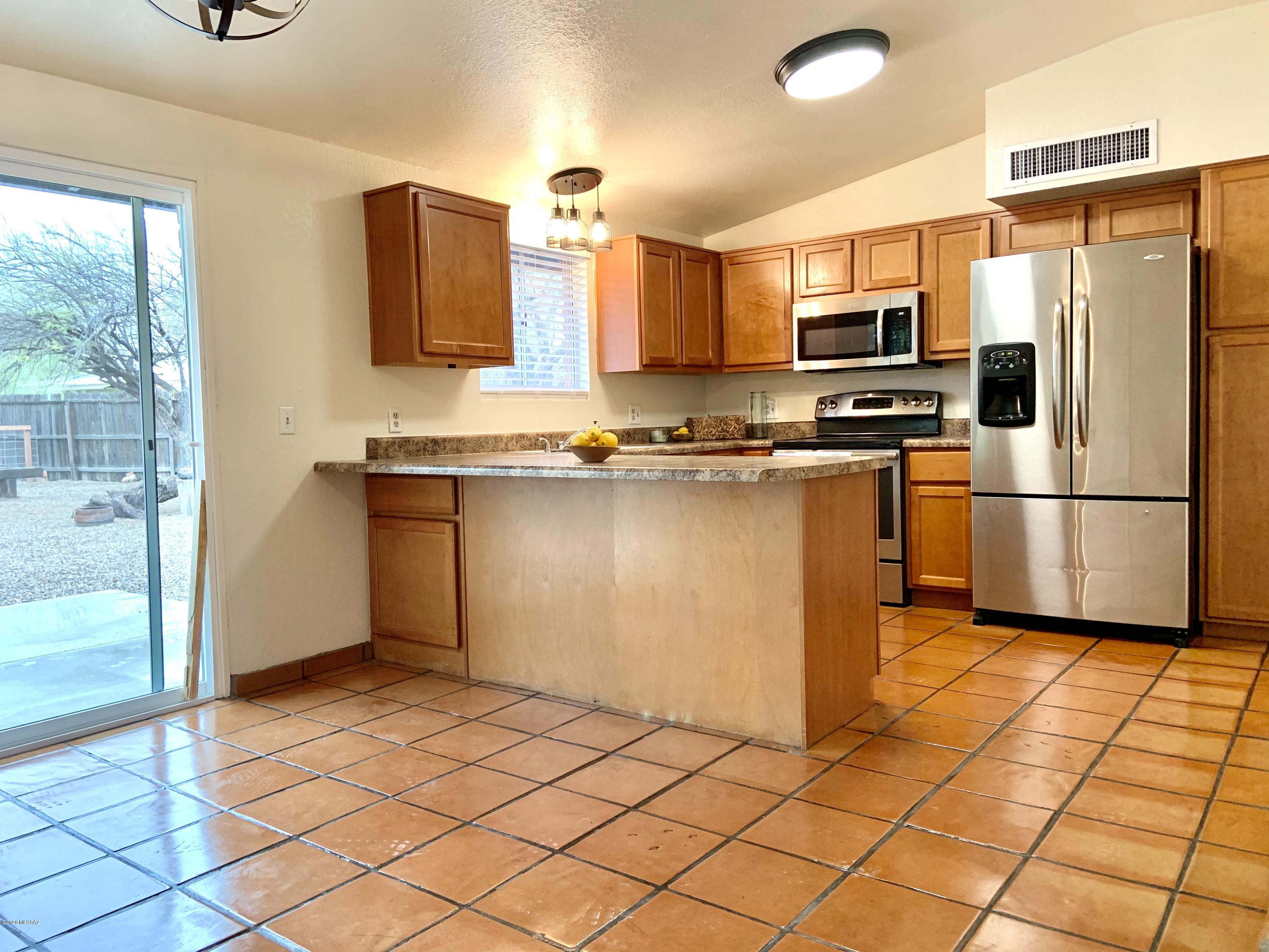 7500 North Rasmussen Avenue Tucson, AZ 85741 - Photo 8 of 36