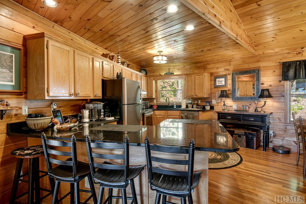179 Old Bear Ridge Road Scaly Mountain, NC 28775 - Photo 22 of 73 Gallery Image 22