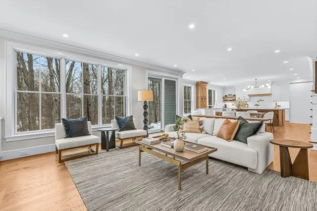 $2,550,000 | 93 Seaver Street, Wellesley, MA 02481