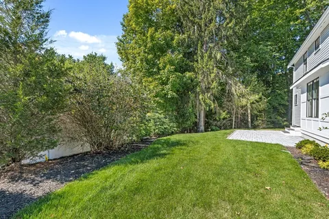 $2,550,000 | 93 Seaver Street, Wellesley, MA 02481