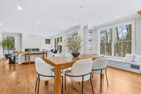 $2,550,000 | 93 Seaver Street, Wellesley, MA 02481