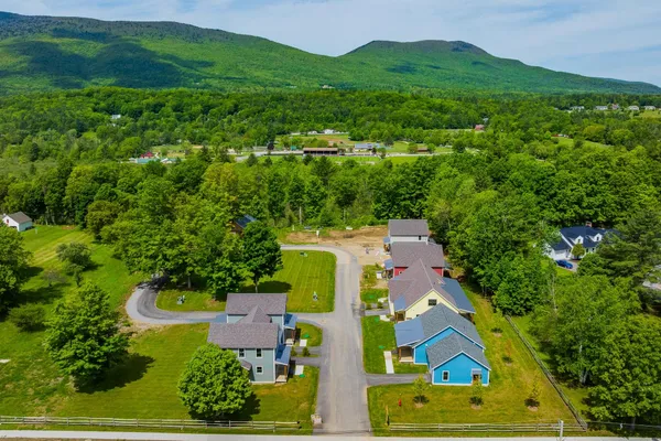 $699,500 | 38 Jamesons Flats, Manchester, VT 05255