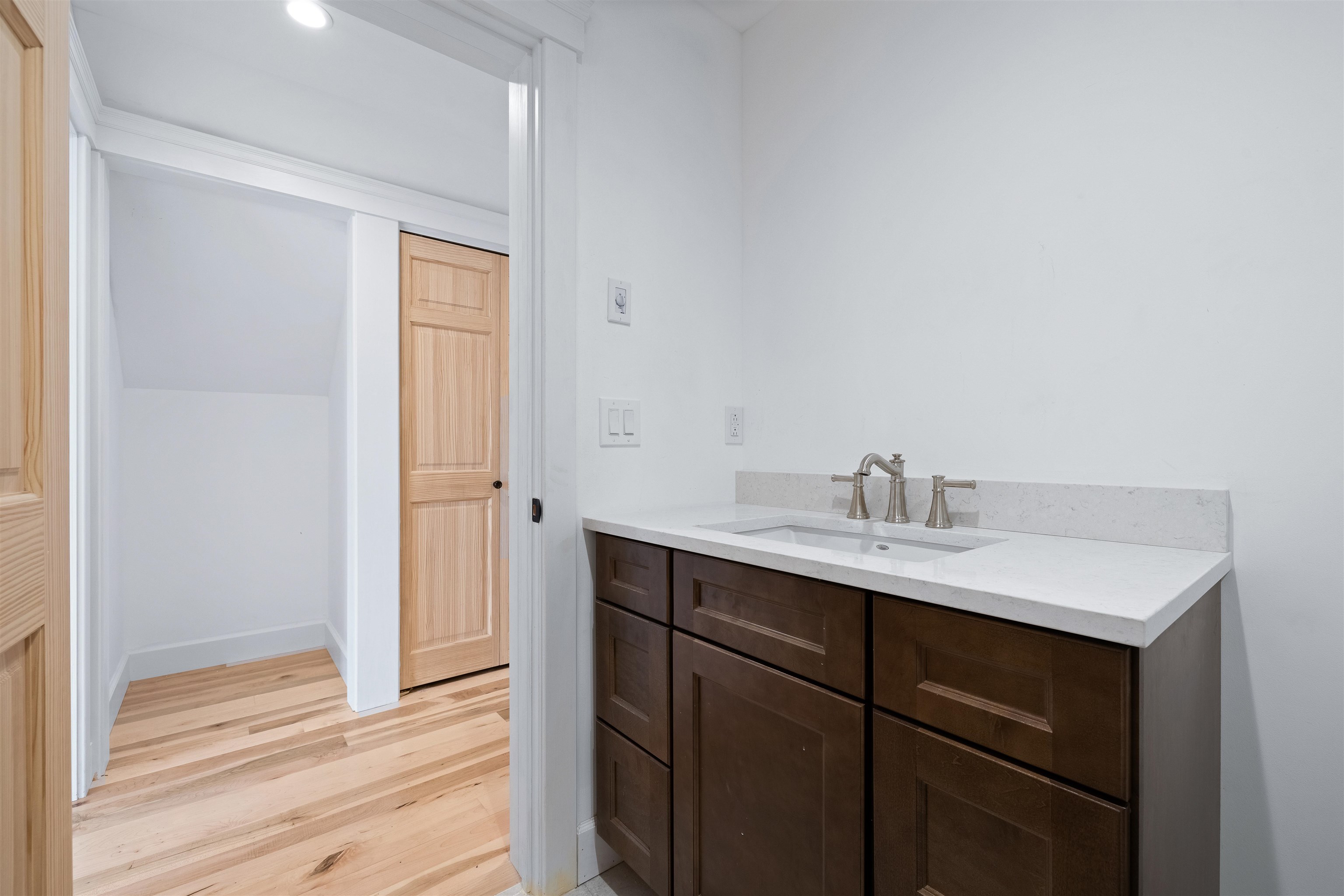 38 Jamesons Flats Manchester, VT 05255 - Photo 8 of 50