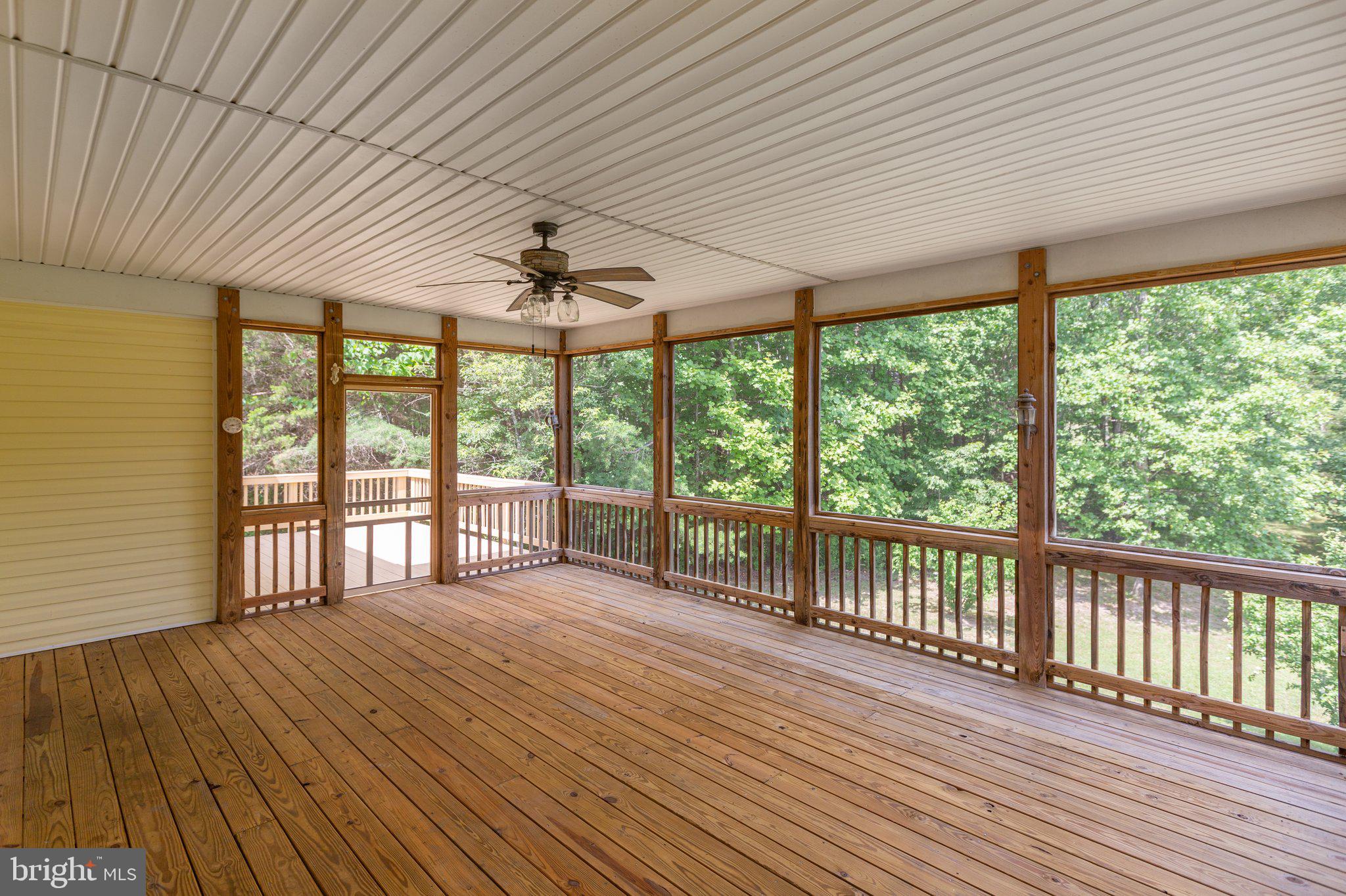 749 Daniel Road Louisa, VA 23093 - Photo 4 of 97