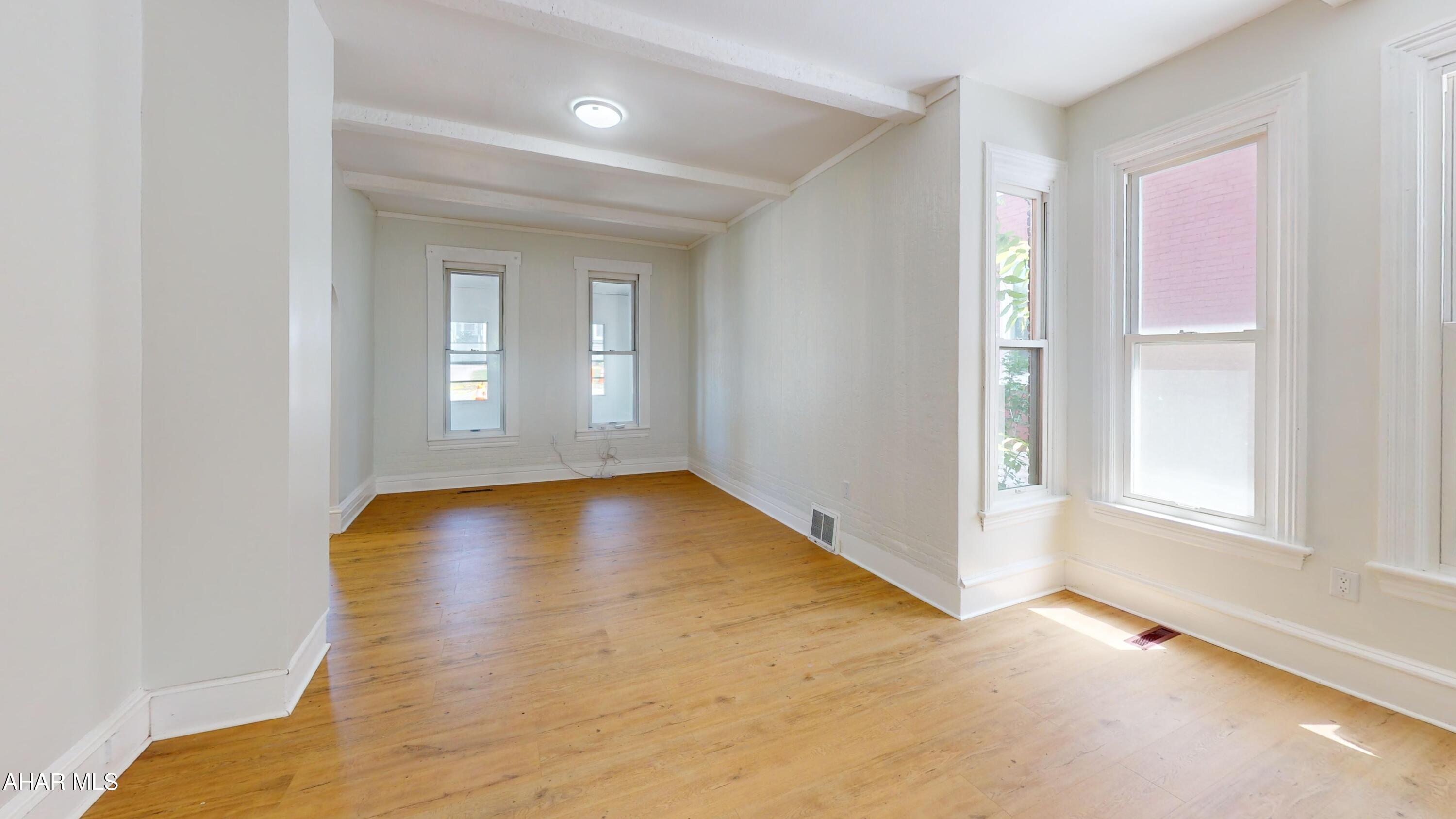 304 Poplar Street Roaring Spring, PA 16673 - Photo 27 of 31