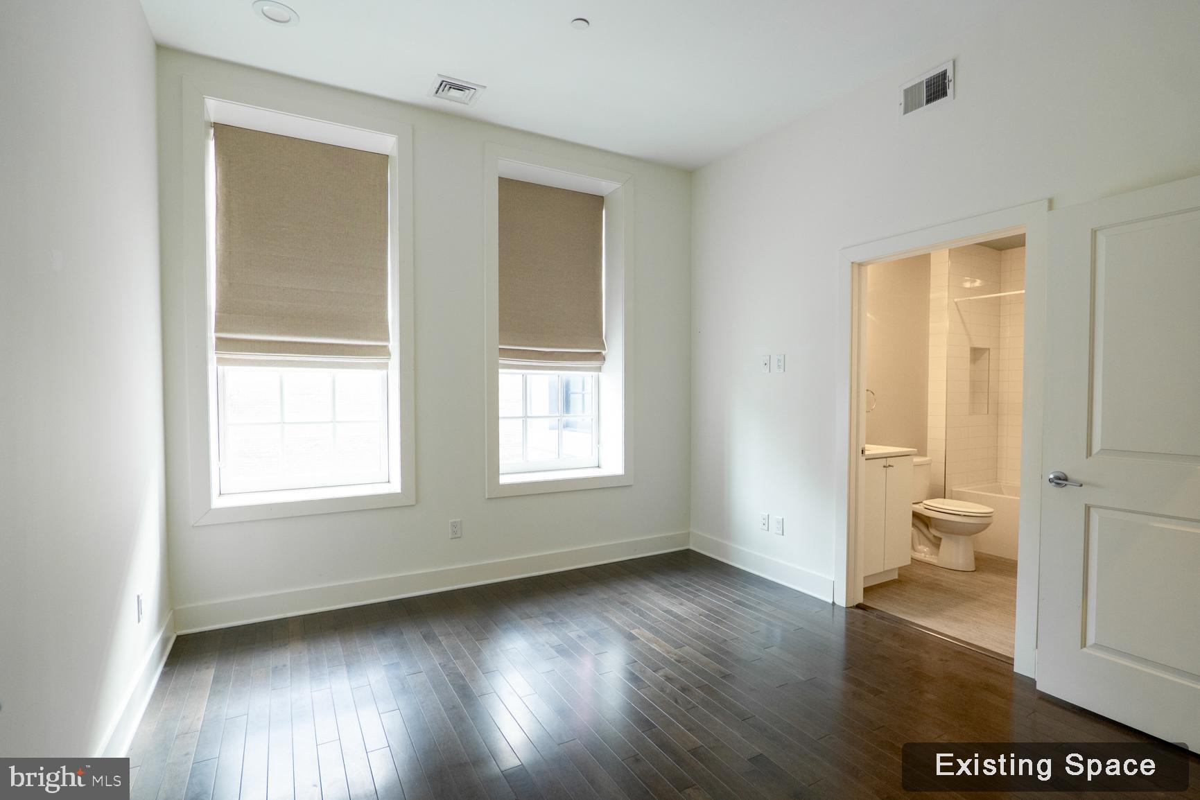 20 Letitia Street, Unit 3B Philadelphia, PA 19106 - Photo 7 of 40 Enter by the Huge Guest Bedroom