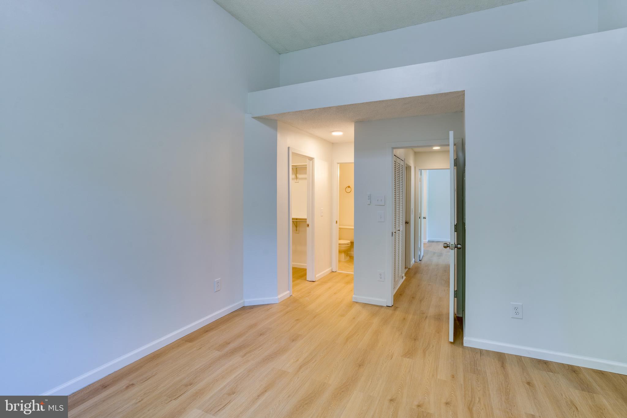 11701 Summerchase Circle Reston, VA 20194 - Photo 27 of 34 Gallery Image 27