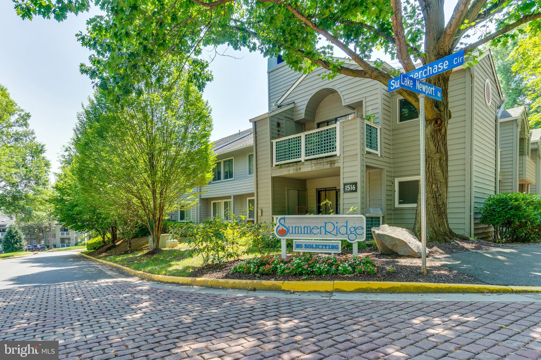 11701 Summerchase Circle Reston, VA 20194 - Photo 33 of 34 Gallery Image 33