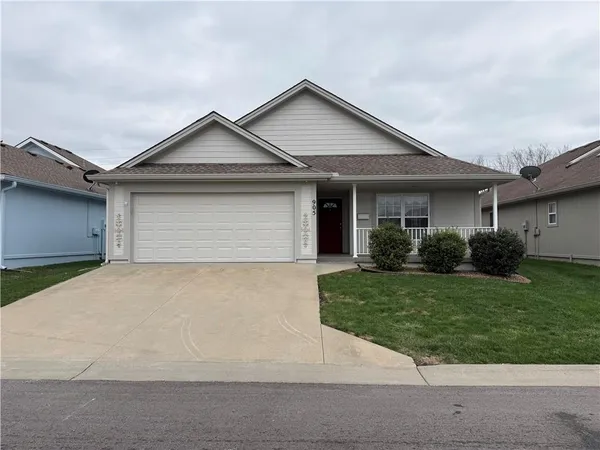$287,500 | 905 Mercury Way, Raymore, MO 64083