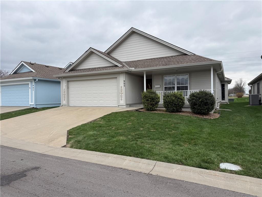 905 Mercury Way Raymore, MO 64083 - Photo 2 of 12