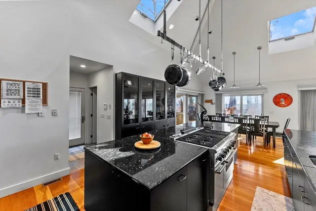 $5,000 | 135 Oyster Pond Road, Falmouth, MA 02540