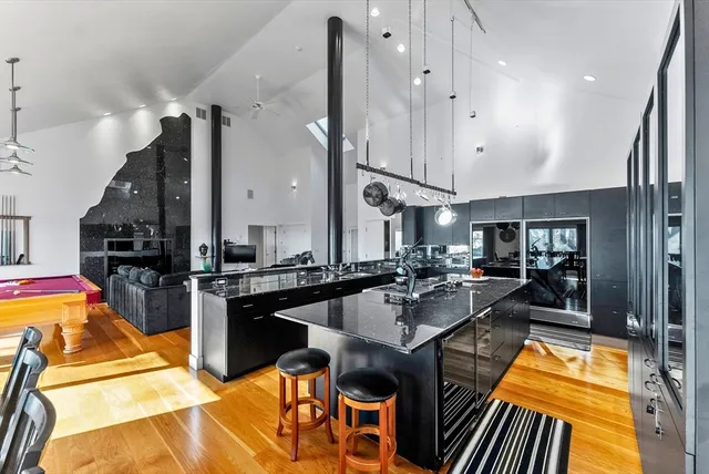 $5,000 | 135 Oyster Pond Road, Falmouth, MA 02540