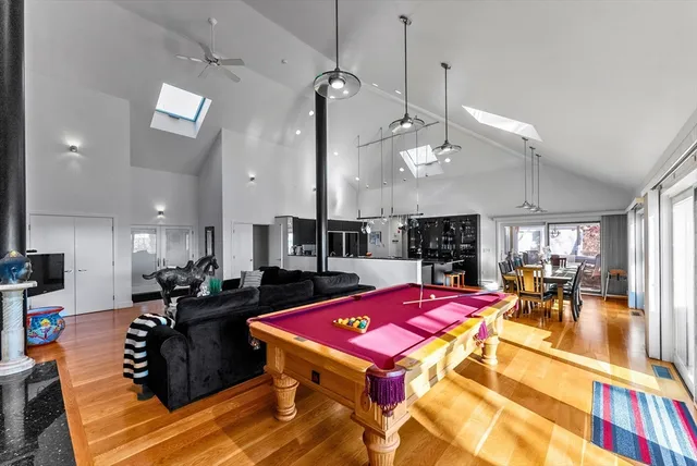 $5,000 | 135 Oyster Pond Road, Falmouth, MA 02540