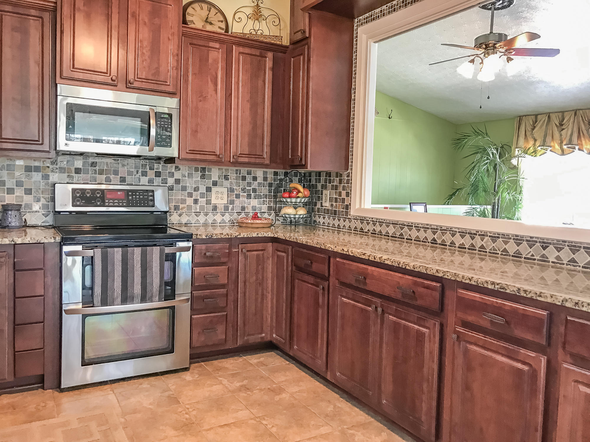 150 Branham Road Ten Mile, TN 37880 - Photo 11 of 40 150 Branham Road, Ten Mile, TN 37880 Pic