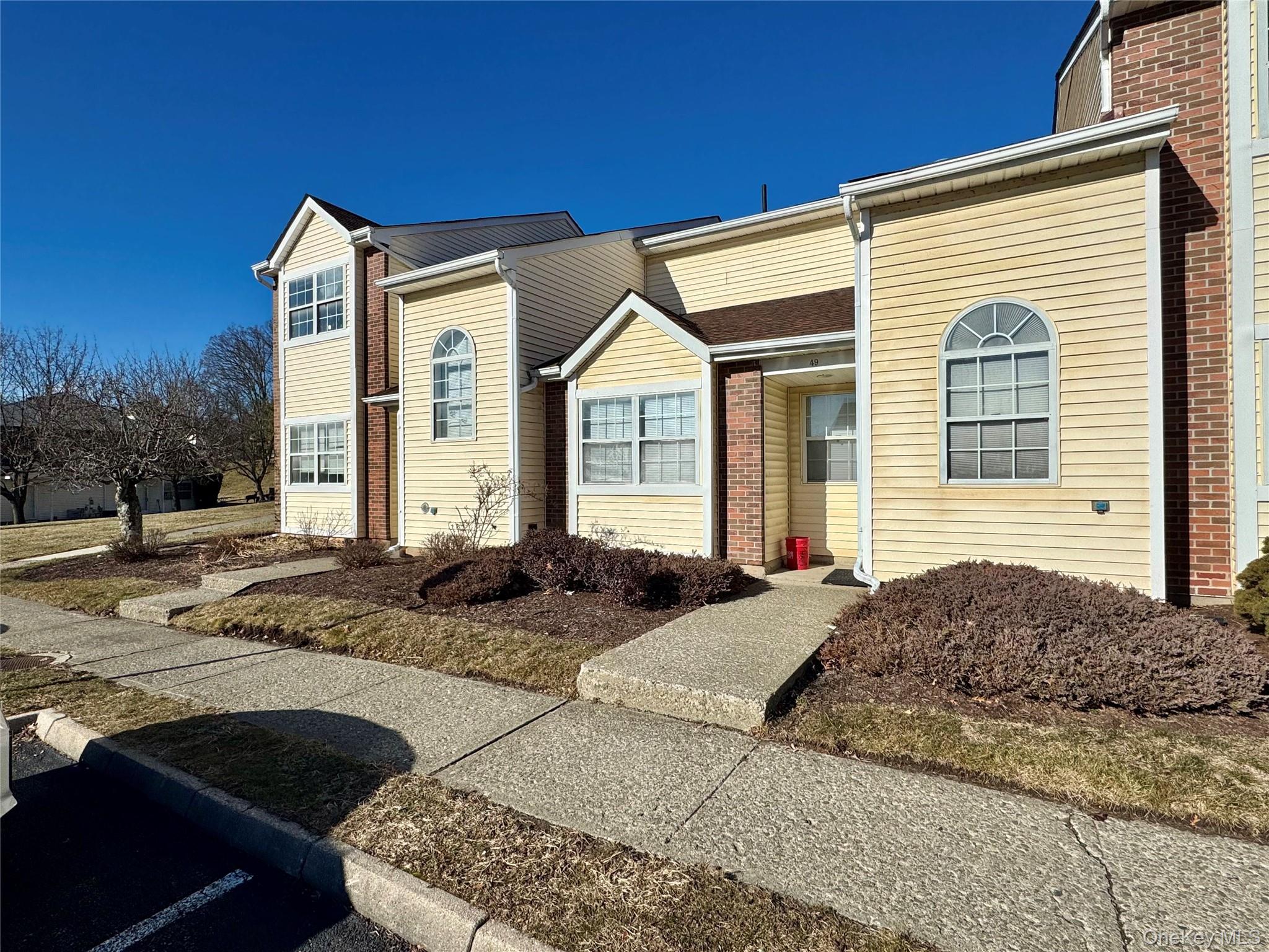 47 Brick Pond Road Middletown, NY 10940 - Photo 2 of 27