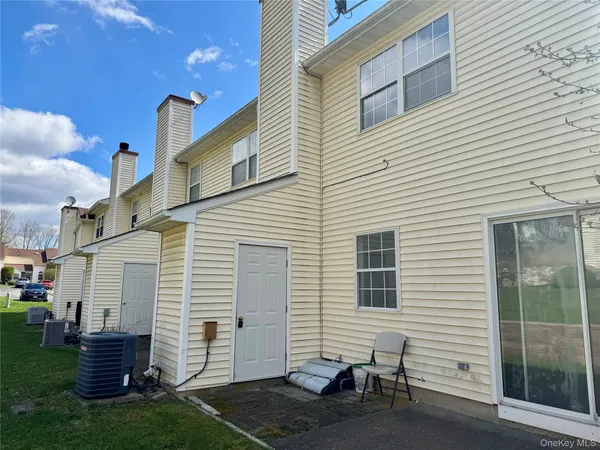 $318,000 | 47 Brick Pond Road, Middletown, NY 10940