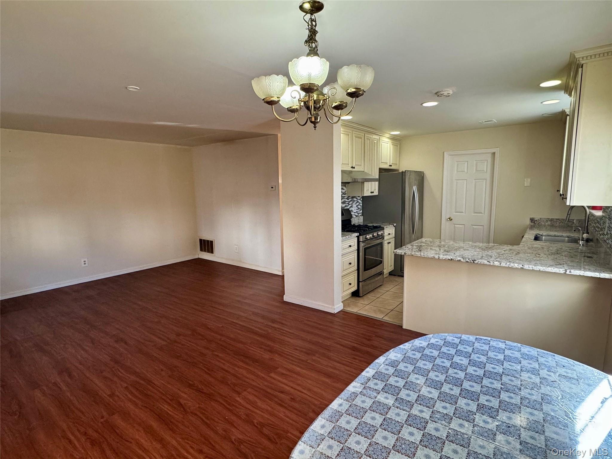 47 Brick Pond Road Middletown, NY 10940 - Photo 8 of 27