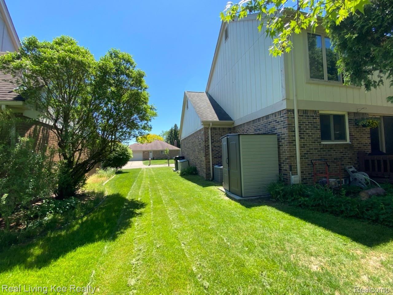 2786 Broadmoor Drive Rochester, MI 48309 - Photo 5 of 70 vmatxsloak_2367646907806-1-0.jpg