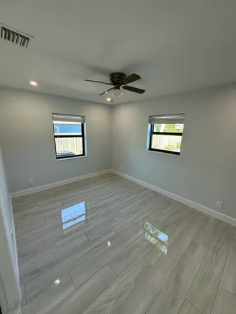 $2,490 | 122 Southwest 12th Avenue, Delray Beach, FL 33444
