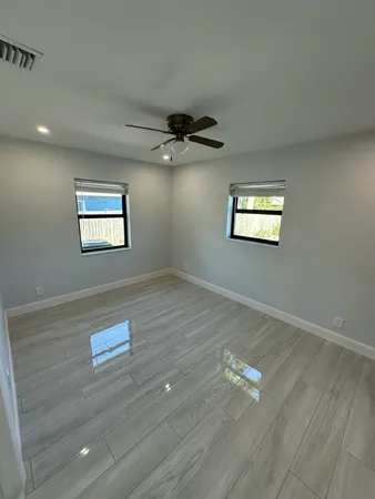 $2,490 | 122 Southwest 12th Avenue, Delray Beach, FL 33444