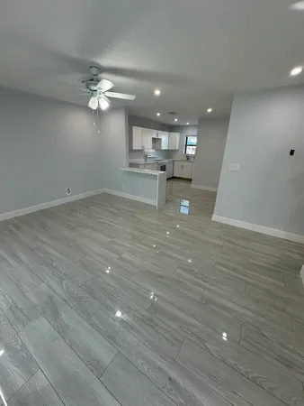 $2,490 | 122 Southwest 12th Avenue, Delray Beach, FL 33444