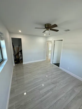 $2,490 | 122 Southwest 12th Avenue, Delray Beach, FL 33444