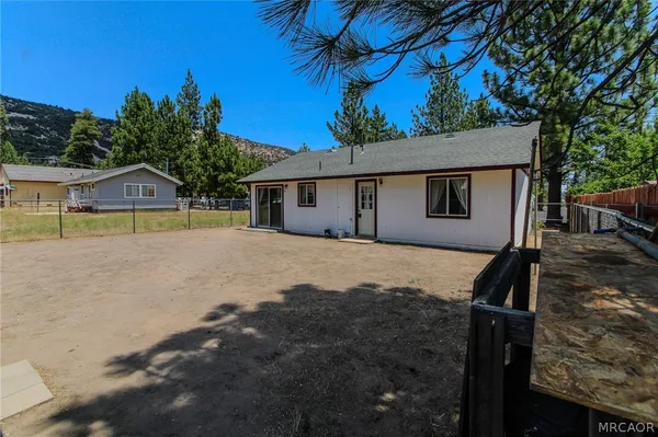 $339,900 | 1084 Hugo Lane, Big Bear City, CA 92314