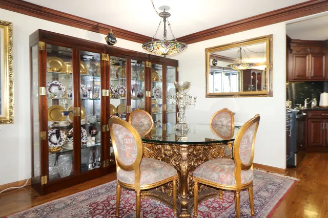 $400,000 | 6033 North Sheridan Road, Unit 40H, Chicago, IL 60660