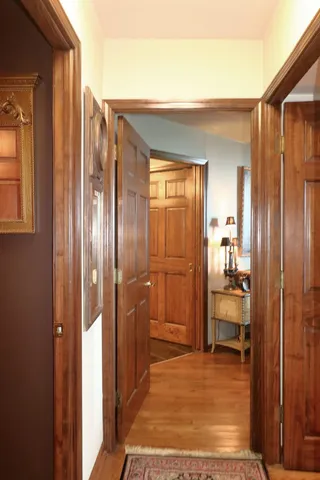 $400,000 | 6033 North Sheridan Road, Unit 40H, Chicago, IL 60660