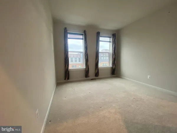 $3,400 | 43808 Middleway Terrace, Ashburn, VA 20147