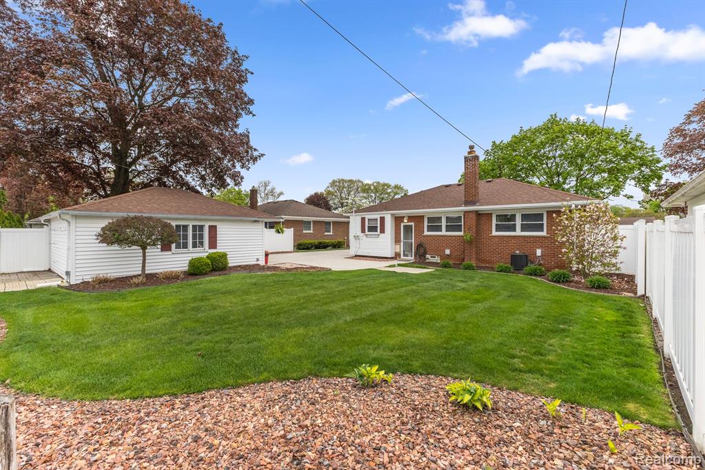9280 Reeck Road Allen Park, MI 48101 - Photo 47 of 59