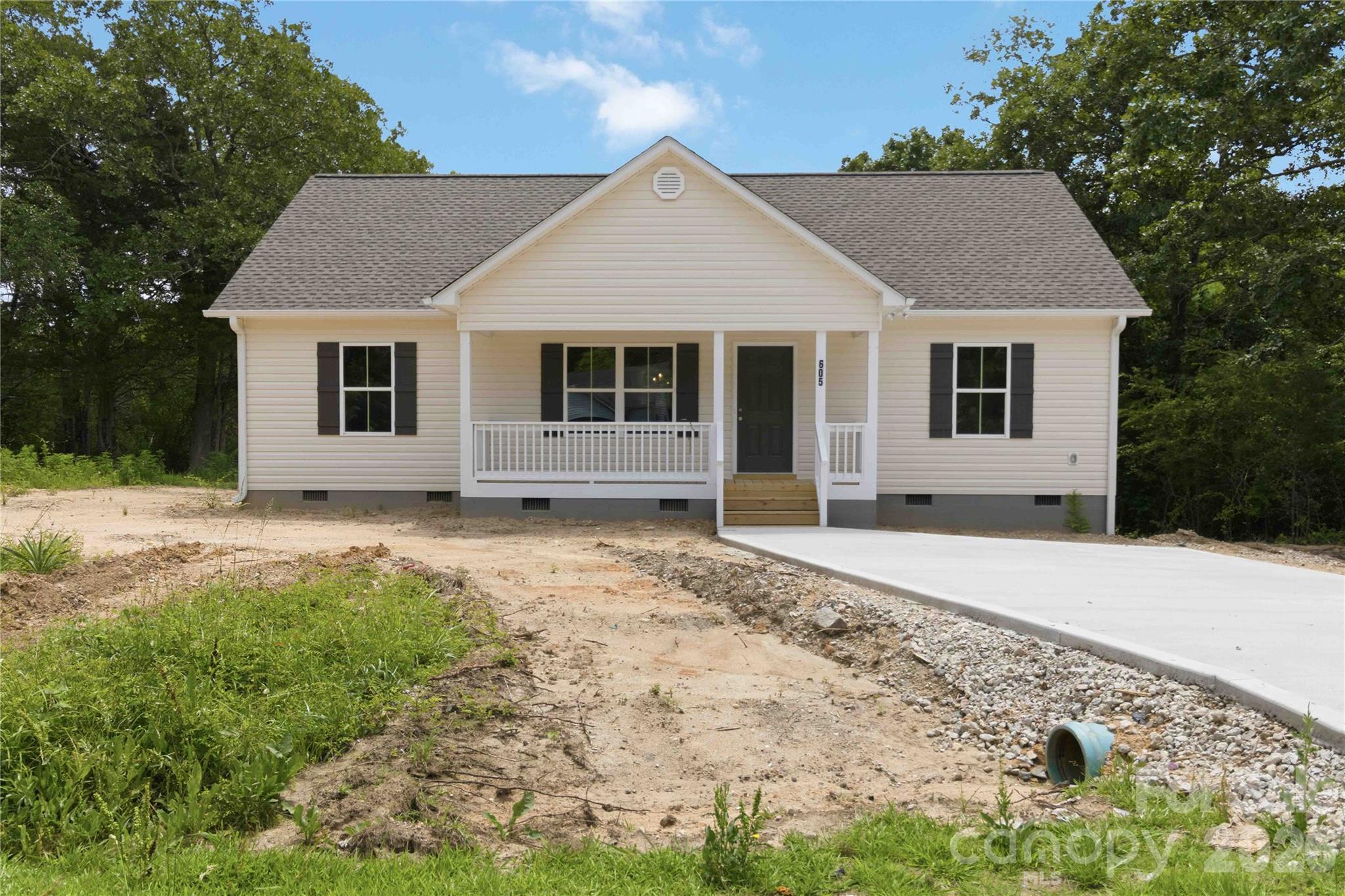 605 Ashford Road Chester, SC 29706 - Photo 4 of 32