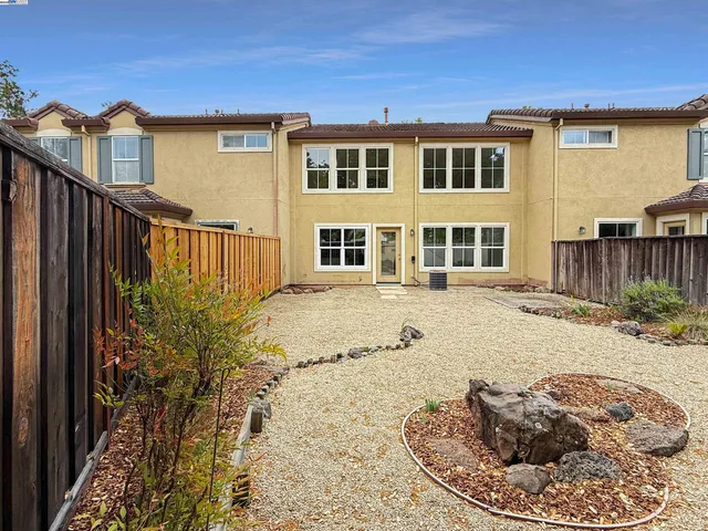 $969,000 | 404 Regal Lily Lane, San Ramon, CA 94582