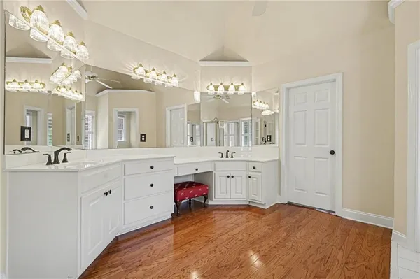 a view of empty room with windows