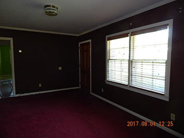 204 Greer Avenue Atmore, AL 36502 - Photo 11 of 16 Living Room