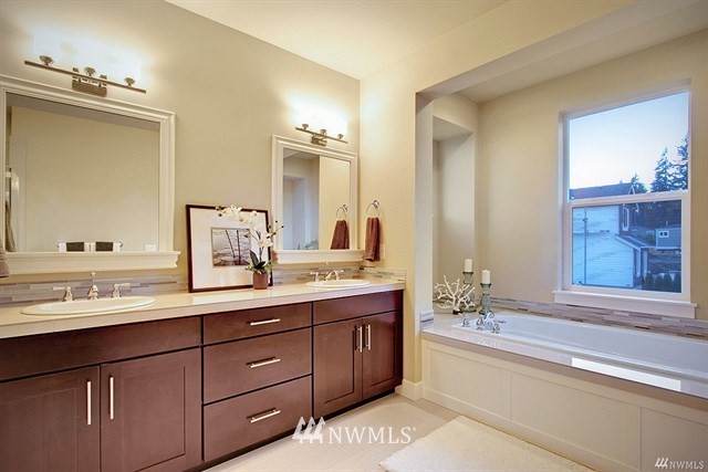 208 239th Street Southeast Bothell, WA 98021 - Photo 14 of 21