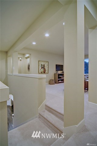 208 239th Street Southeast Bothell, WA 98021 - Photo 16 of 21