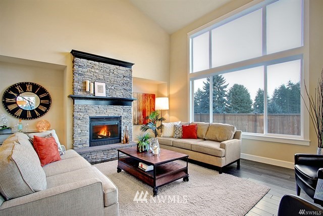 208 239th Street Southeast Bothell, WA 98021 - Photo 4 of 21