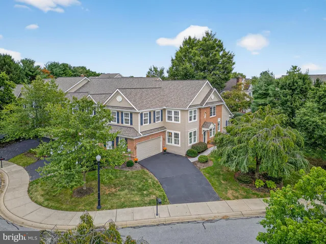 $480,000 | 30 Farmview Lane, Lititz, PA 17543