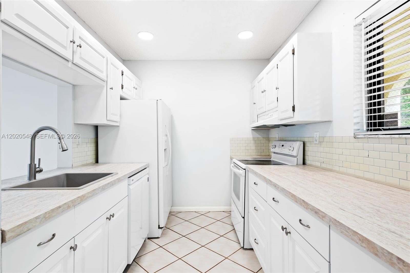 918 Southwest 9th St Circle, Unit 204 Boca Raton, FL 33486 - Photo 7 of 18
