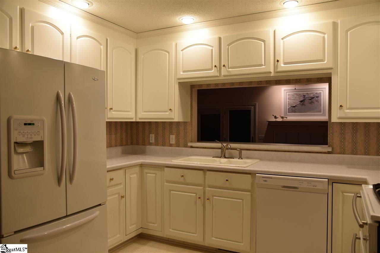 406 Edgewater Drive Anderson, SC 29626 - Photo 15 of 35 Gallery Image 15